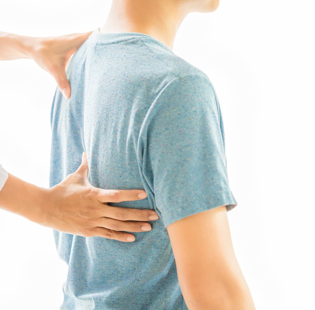 Trattamento osteopatico manuale eseguito dal Dott. Casari